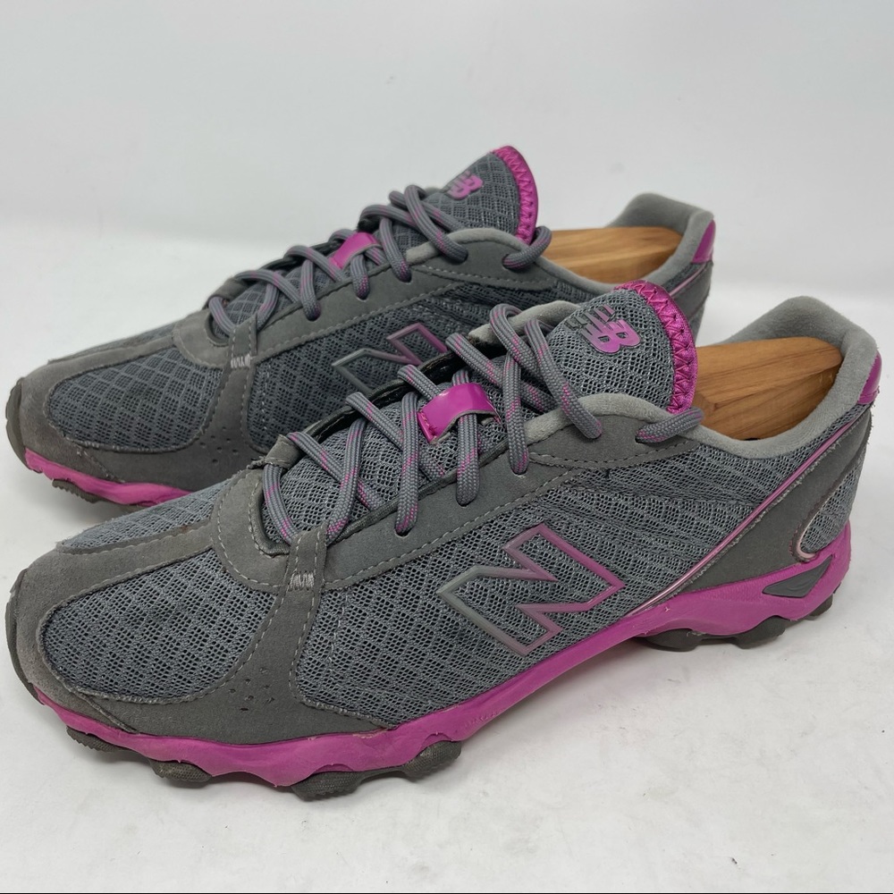 New Balance 661 womens active lifestyle trail shoe size 8